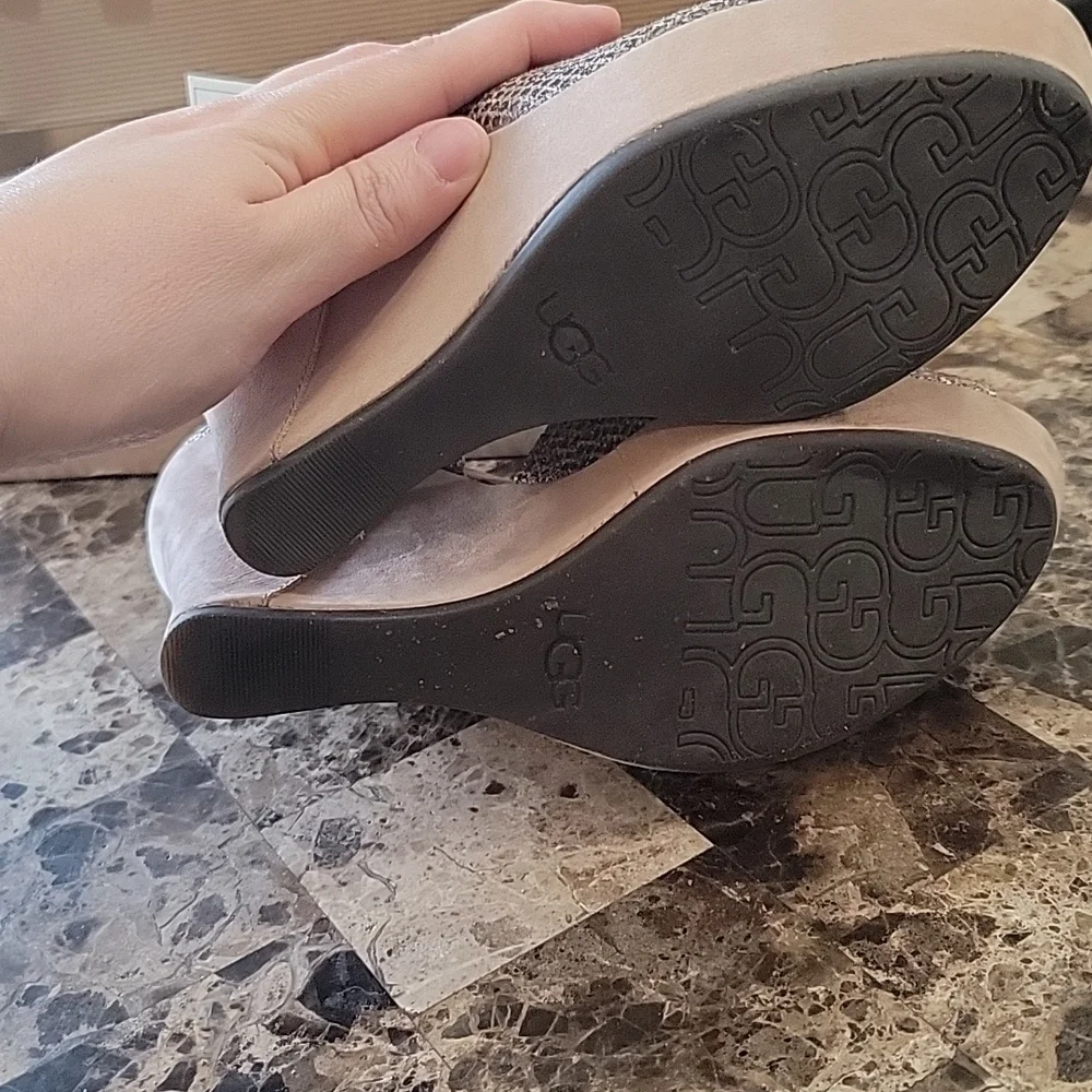 UGG Toura Snake Print Peep-toe Embossed Wedge 6